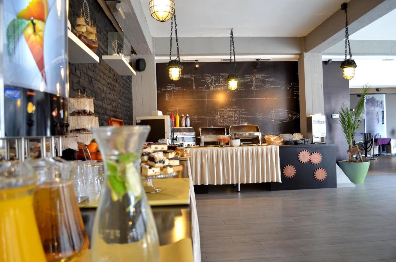 Hotel Malinowski Business Gliwice Buitenkant foto