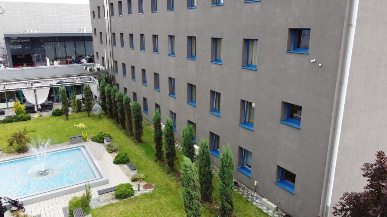 Hotel Malinowski Business Gliwice Buitenkant foto