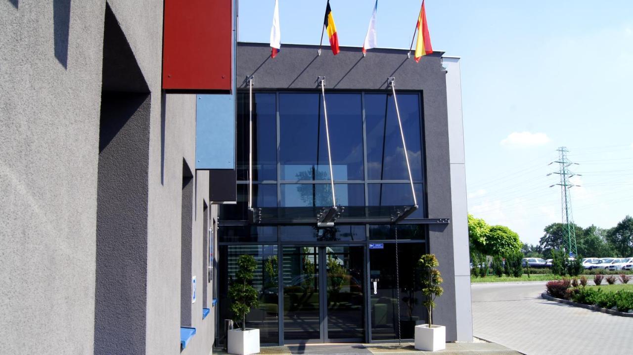 Hotel Malinowski Business Gliwice Buitenkant foto