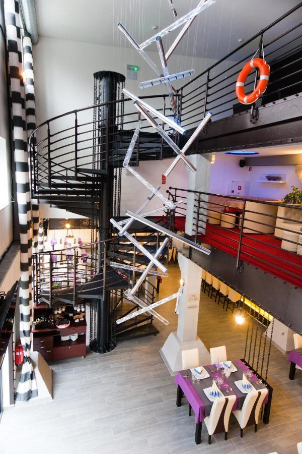 Hotel Malinowski Business Gliwice Buitenkant foto