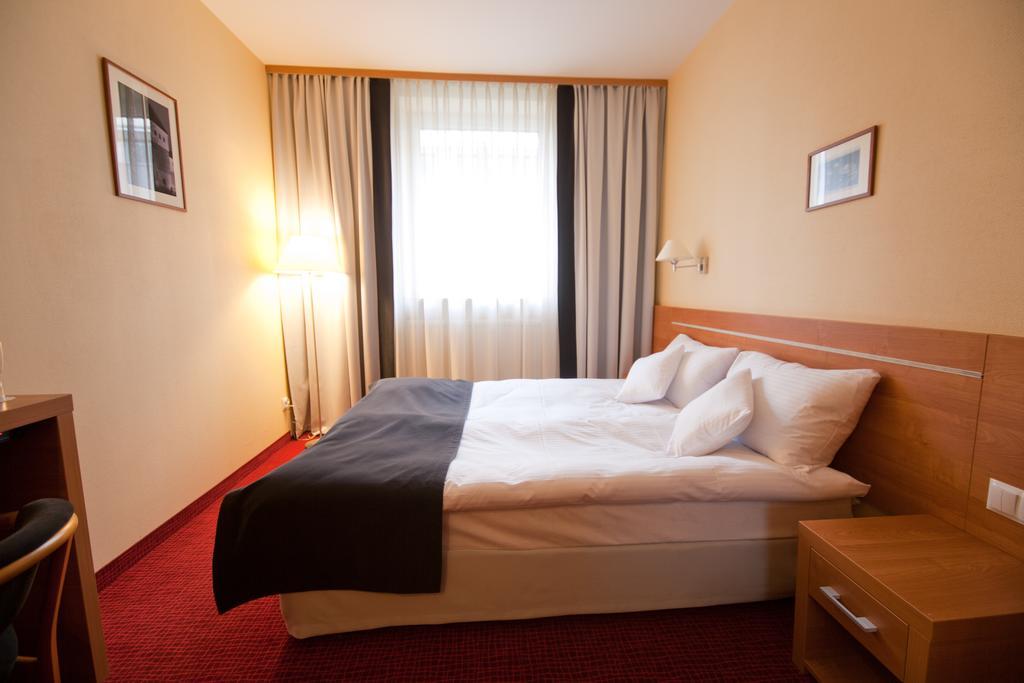 Hotel Malinowski Business Gliwice Kamer foto