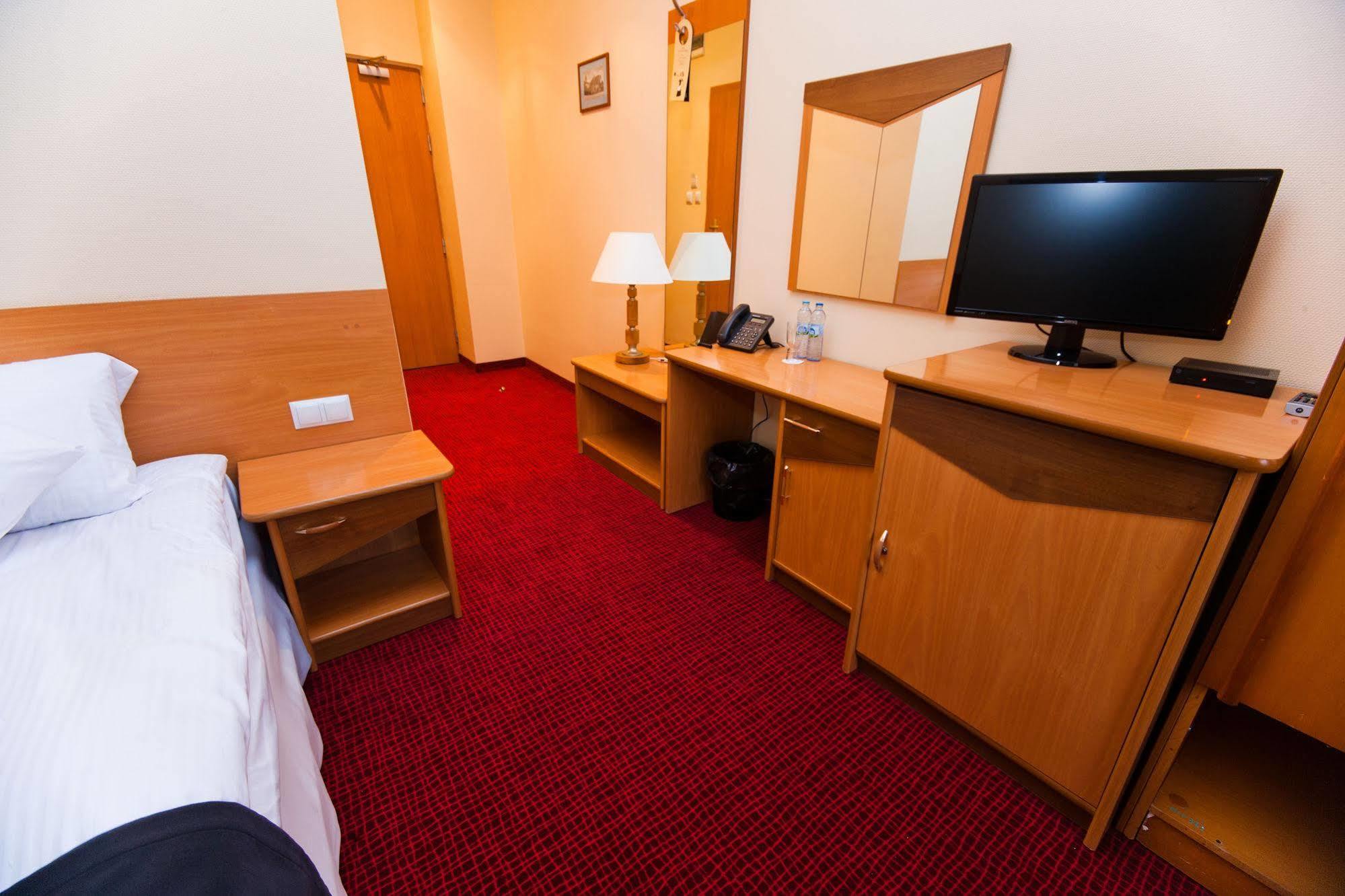 Hotel Malinowski Business Gliwice Kamer foto